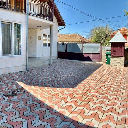 Casa Debora Haţeg Exterior foto